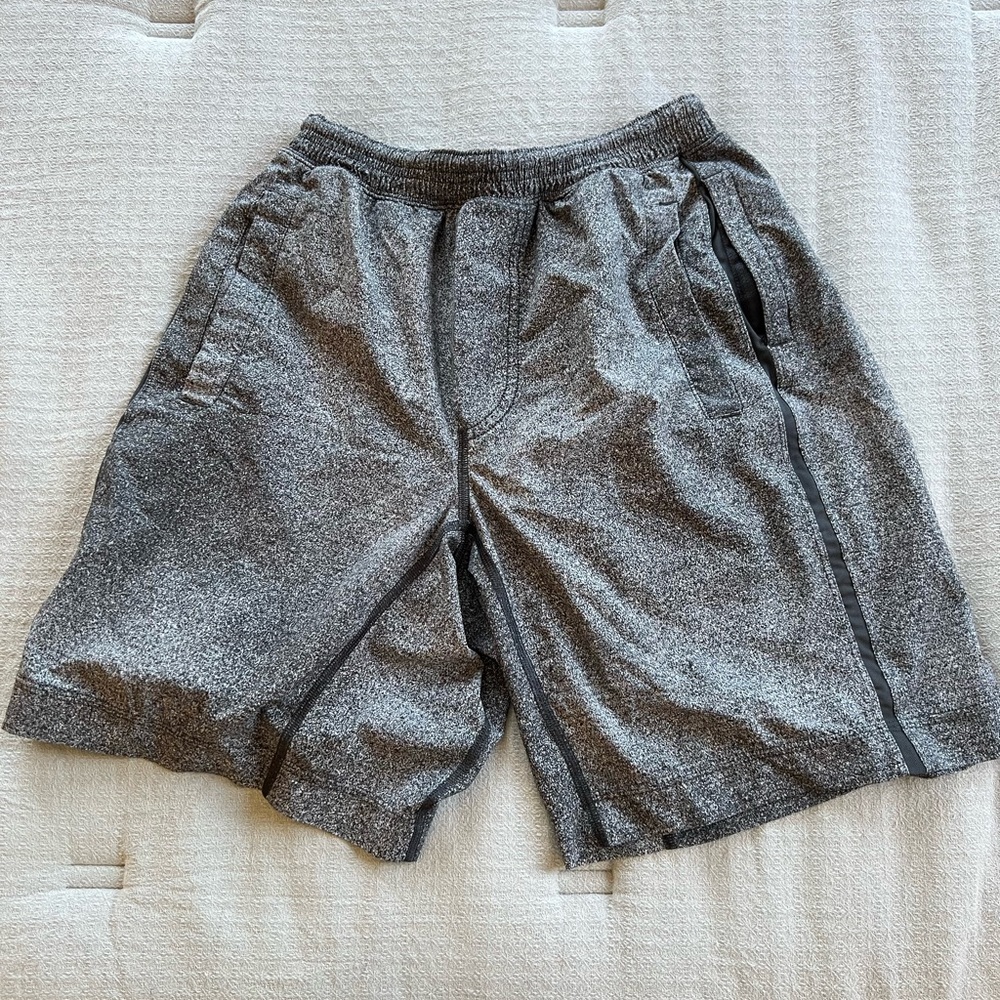 Lululemon pace breaker lined short 9”